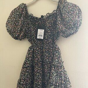 Art Class Girls Floral Ruffle Puff Sleeve Polyester Dress XS 4/5 T NWT.